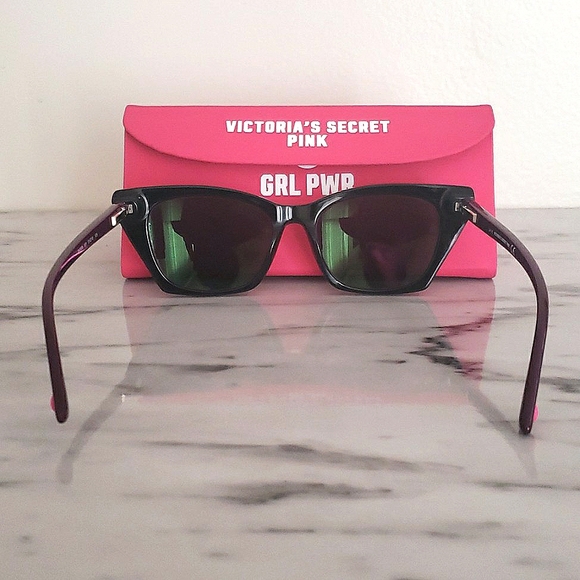 Victoria's Secret Sunglasses - Picture 3 of 9